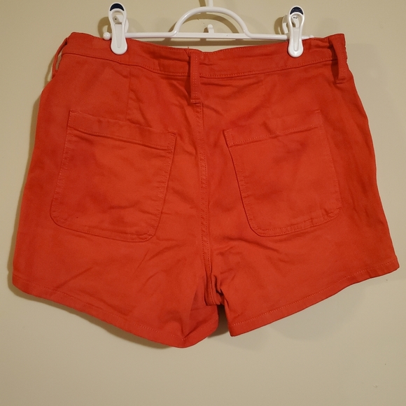 Universal Thread shorts - Picture 2 of 3